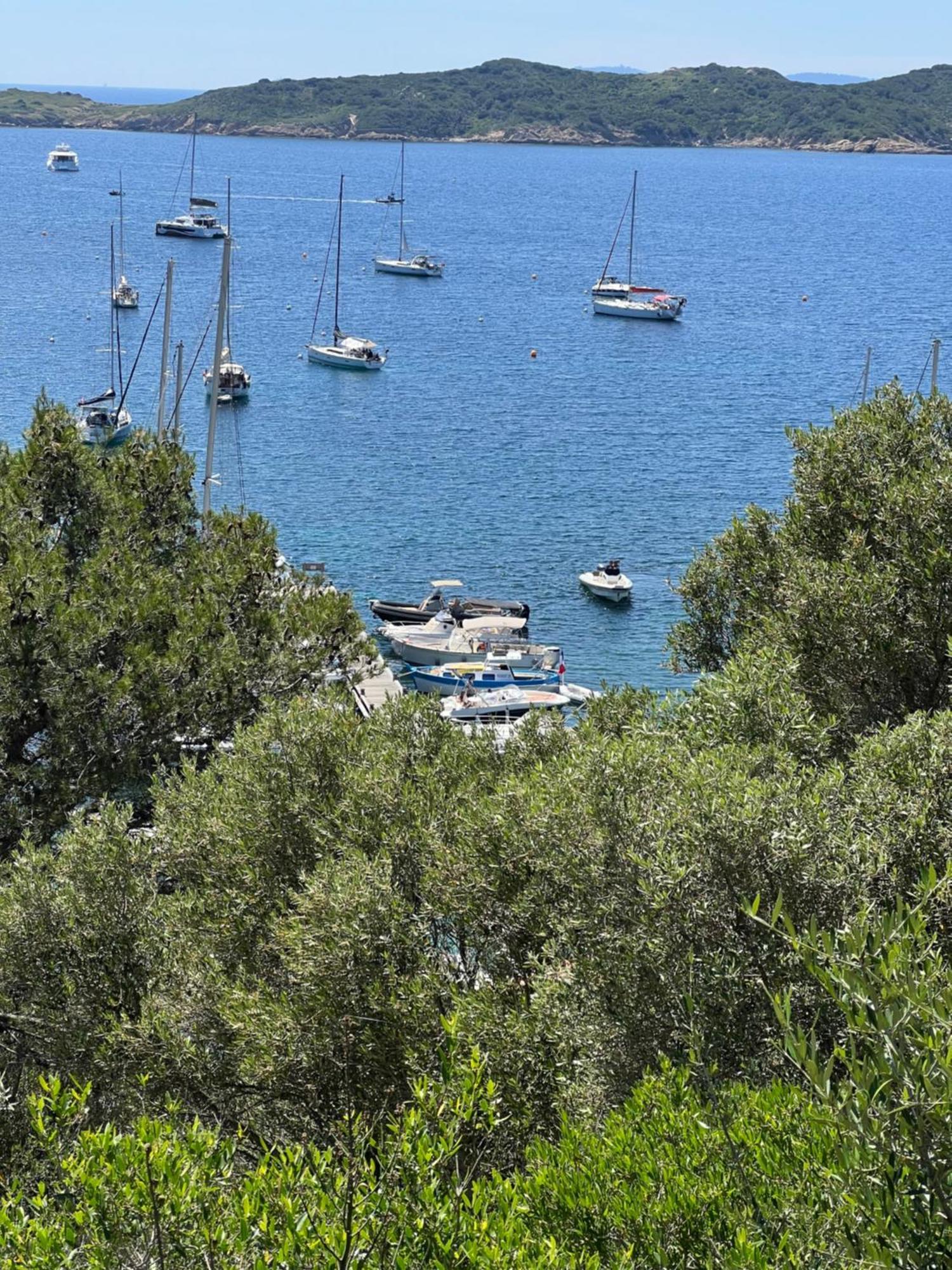 Maison De Vacances Medievale Bormes-Les-Mimosas Village ภายนอก รูปภาพ